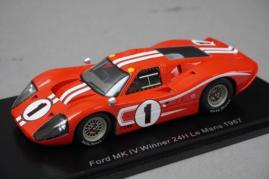 1:43 SPARK 43LM67 Ford GT Mk4 Le Mans 24h winner 1967 #1 model car