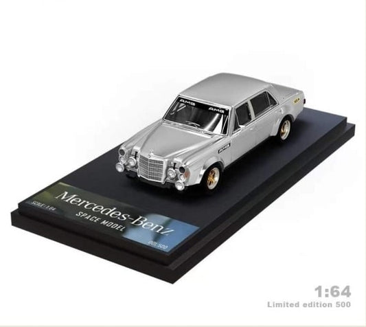 SPACE MODEL 1:64 Mercedes Benz 300SEL AMG Silver