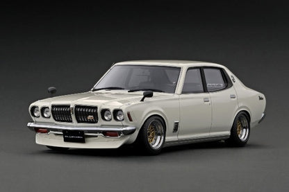 IG3166 ignition model 1:18 Nissan Bluebird U 2000GTX (G610) White modelcar