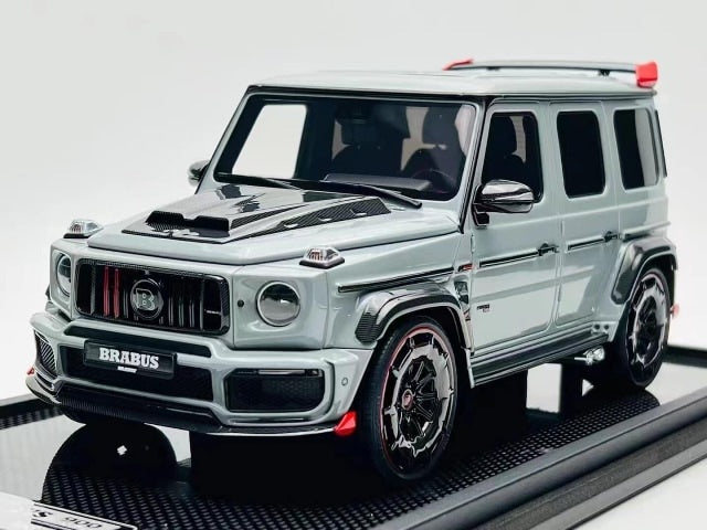 MOTORHELIX 1:18 Brabus G900 Grey