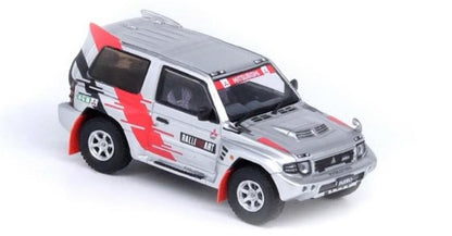 IN64-EVOP-RASIL INNO MODELS 1:64 Mitsubishi Pajero Evolution "RALLIART" Silver