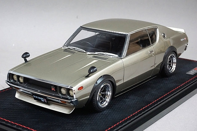 1:18 ignition model IG1847 Nissan Skyline 2000 GT-R (KPGC110) Silver w/Engine