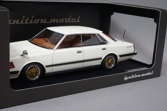 1:18 ignition model IG1467 Nissan Gloria P430 4door Hardtop 280E Brougham White