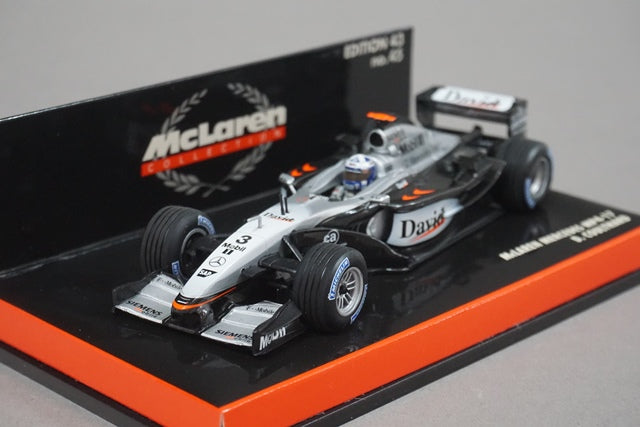 1:43 MINICHAMPS 530024303 McLaren Mercedes MP4-17 D.Coulthard #3