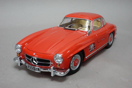 1:18 MINICHAMPS 180039001 Mercedes Benz 300 SL Gullwing 1954 Red