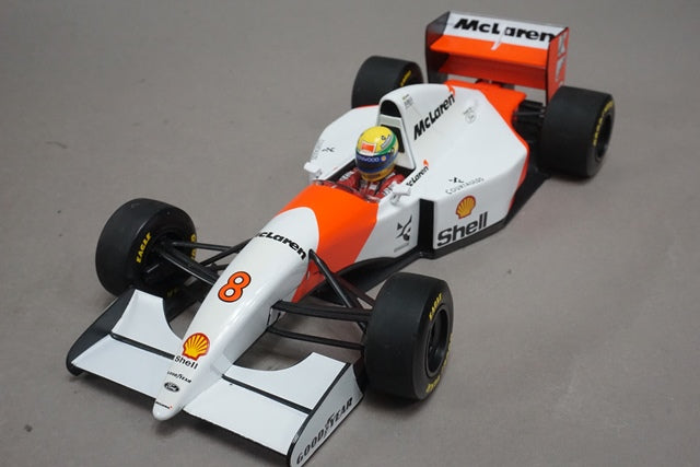 1:18 MINICHAMPS 540931808 McLaren Ford MP4-8 1993 #8 A.Senna