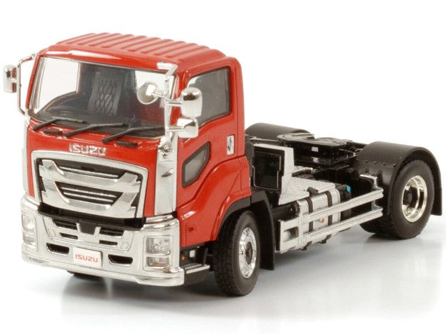 01-3973 WSI 1:50 4X2 ISUZU GIGA Short Cab Red