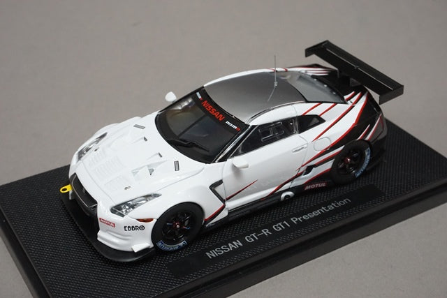 1:43 EBBRO 44170 Nissan GT-R GT1 Presentation