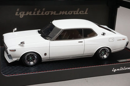 1:18 ignition model IG2403 Nissan Laurel 2000SGX (C130) White