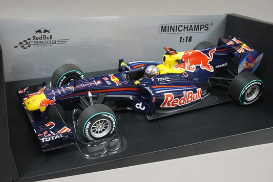 1:18 MINICHAMPS 110100105 Red Bull Renault RB6 Abu Dhabi GP 2010 World Champion S.Vettel #5