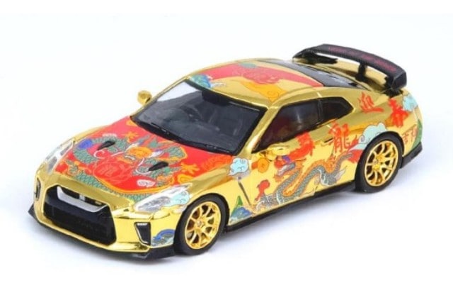 IN64-R35-CNY24 INNO MODELS 1:64 Nissan GT-R (R35) "Year Of The Dragon" Chinese New Year 2024 Limited Edition