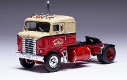 64TR008 IXO 1:64 Kenworth Bullnose 1950 Red / Cream