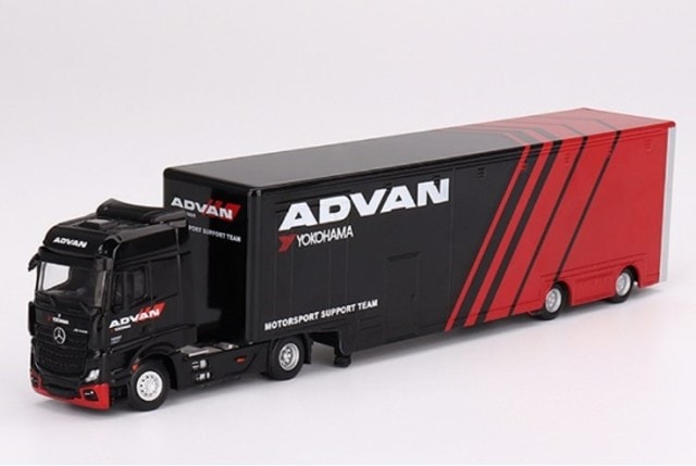 MGT00741-L TSM MINI-GT 1:64 Mercedes-Benz Actors w/ Racing Transporter "ADVAN" Left-hand drive