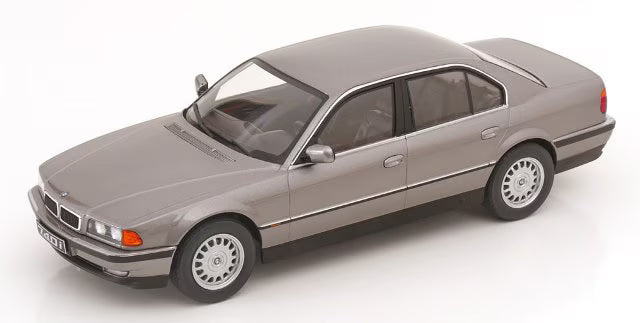 KKDC180367 KK scale 1:18 BMW 740i E38 1st Series 1994 Grey Metallic