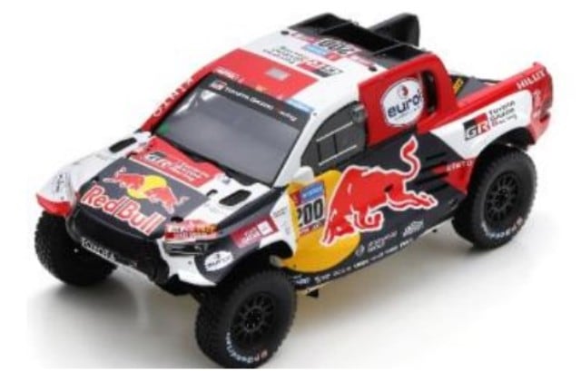 18S317 Spark 1:18 Toyota HILUX #200 Dakar 2023 N. Al-Attiyah / M. Baumel model car