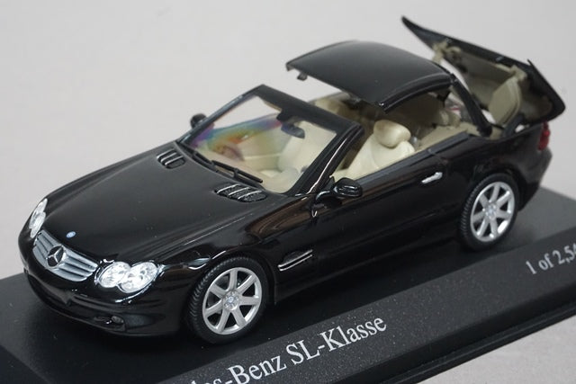 1:43 MINICHAMPS 400032032 Mercedes Benz SL Klasse 2001 Black