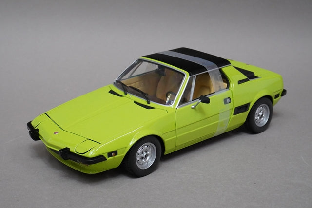 1:18 MINICHAMPS 100121661 Fiat X1/9 1974 Green