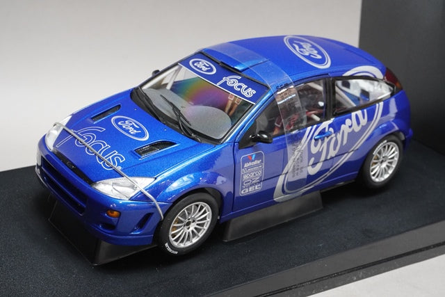 1:18 AUTOart 89910 Ford Focus WRC '99 Presentation