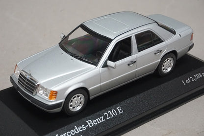 1:43 MINICHAMPS 400037000 Mercedes-Benz 230E 1990 silver