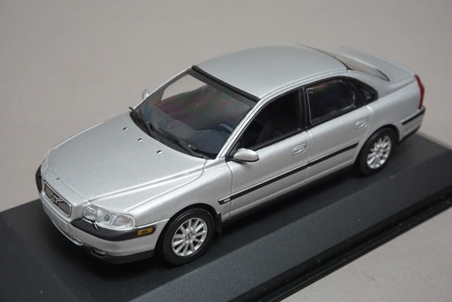 1:43 MINICHAMPS 430171900 VOLVO S80 Saloon 1999 Silver Metallic