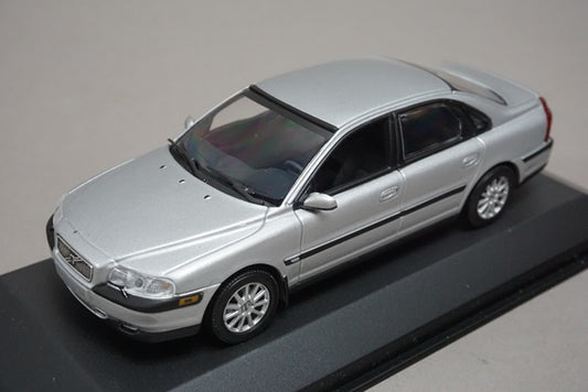 1:43 MINICHAMPS 400130500 Jaguar XK Coupe 2006 Silver