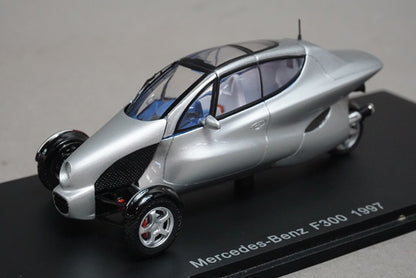 1:43 SPARK S1013 Mercedes Benz F300 1997