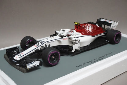 1:18 SPARK 18S350 Sauber C37 Ferrari Azerbaijan GP 2018 #16