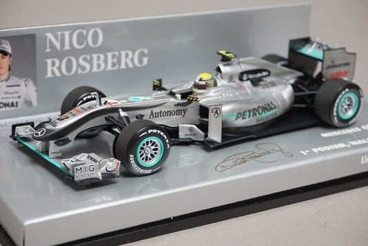 1:43 MINICHAMPS 410100104 Mercedes GP F1 Team MGP W01 Malaysia GP 2010 #4 Nico Rosberg