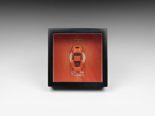 FY64044 Finclassically 1:64 Singer DLS Turbo Orange Red Frame Type