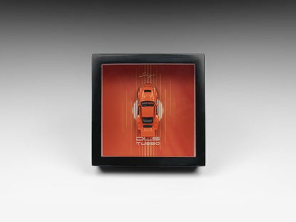 FY64044 Finclassically 1:64 Singer DLS Turbo Orange Red Frame Type