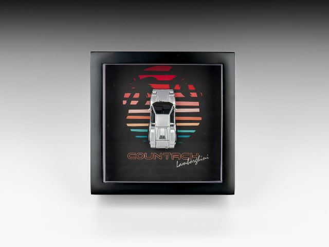 FY64053 Finclassically 1:64 Countach 25th Anniversary Silver Frame Type