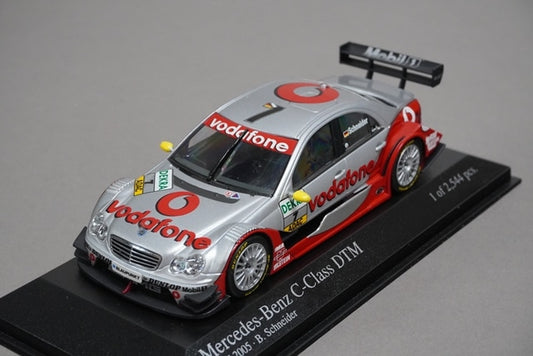 1:43 MINICHAMPS 400053507 Mercedes Benz C-Class DTM 2005 D.Schneider #7