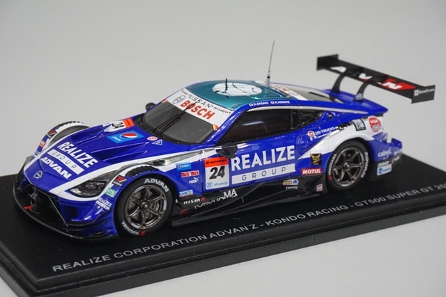 1:43 SPARK SGT029 Nissan Realize Corporation ADVAN Z Condo Racing GT500 Super GT 2022 #24