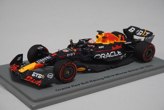 1:43 SPARK S8592 Oracle Red Bull Racing RB19 British GP Winner 2023 #1 Max Verstappen