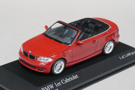 1:43 MINICHAMPS 431026230 BMW 1 Series Cabriolet 2007 Red