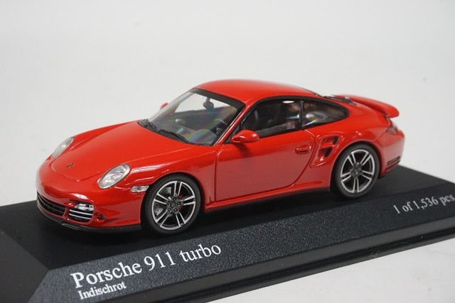 1:43 MINICHAMPS 400069000 Porsche 911 Turbo 2010 Red model car