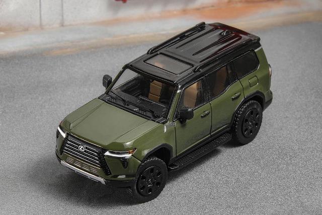 [ Pre-order ] KS-074-467 GCD Gaincorp Products 1:64 Toyota Lexus GX550 Green-LHD