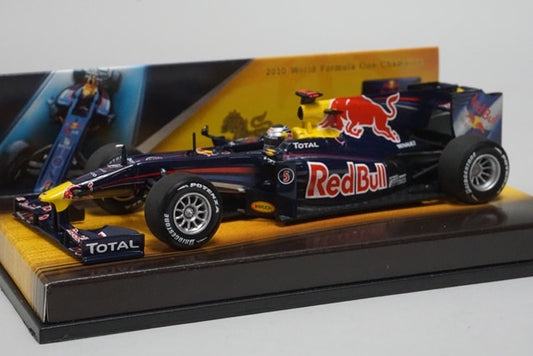 1:43 MINICHAMPS 403100275 SINGHA Red Bull Racing Show Car 2010 #5 S.Vettel