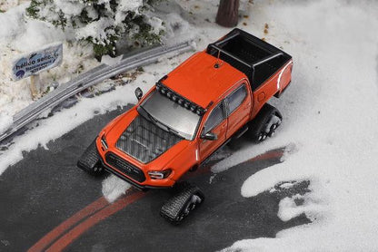 KS-077-507 GCD Gaincorp Products 1:64 Toyota Tacoma Hyper Delta Caterpillar Tacoma Snow Version Orange Red (LHD)