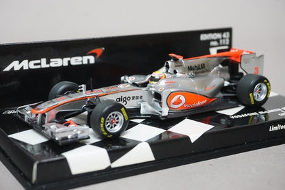 1:43 MINICHAMPS 530114373 Vodafone McLaren Mercedes Show Car 2011 #3 L. Hamilton