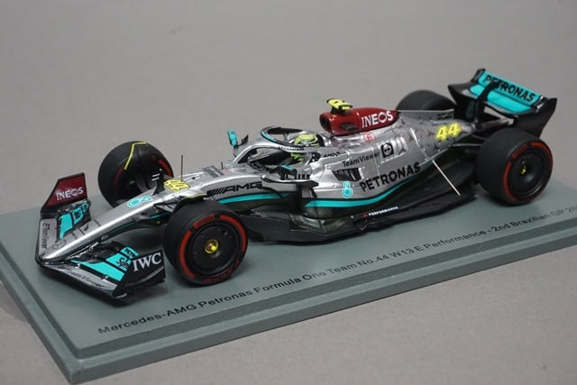 1:43 SPARK S8556 Mercedes-AMG Petronas F1 Team W13 E-Performance Brazilian GP 2nd 2022 #44 L. Hamilton model car