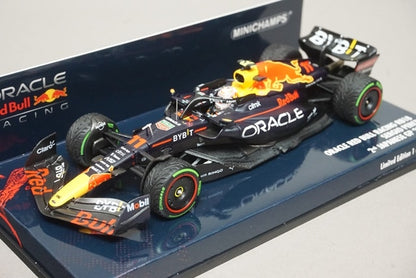 1:43 Minichamps 410221811 ORACLE Red Bull Racing RB18 Japanese GP 2nd 2022 #11 S.Perez model car