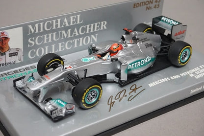 1:43 MINICHAMPS 410120077 Mercedes-AMG Petronas F1 Team Show Car 2012 #7 M. Schumacher model car