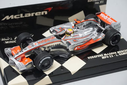 1:43 MINICHAMPS 530084322 Vodafone McLaren Mercedes MP4-23 2008 #22 L. Hamilton model car