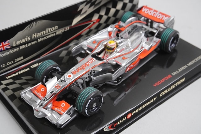 1:43 MINICHAMPS 533084342 Vodafone McLaren Mercedes MP4-23 Fuji Speedway 2008 #2 model car