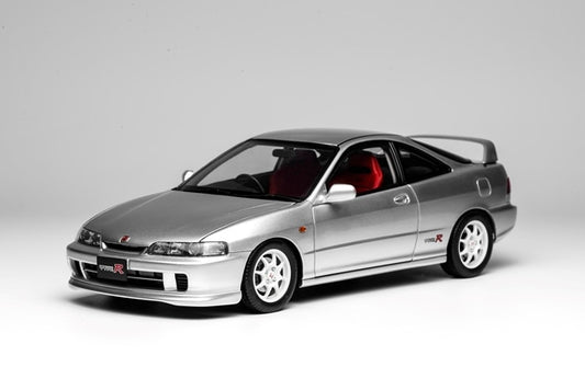 M85202 MOTORHELIX 1:18 Honda Integra Type R DC2 Early Version Vogue Silver Metallic model car