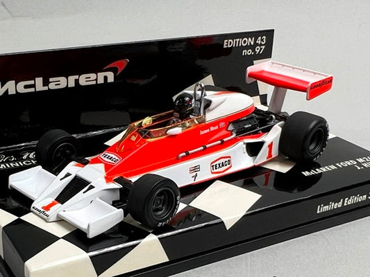 1:43 MINICHAMPS 530774301 McLaren Ford M26 1977 J. Hunt model car