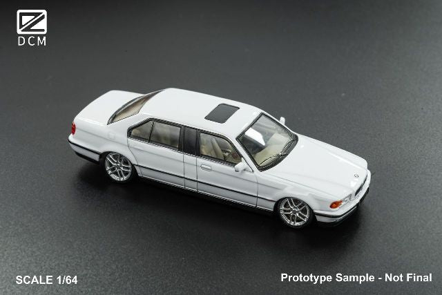 [ Pre-order ] DCM 1:64 BMW E38 L7 7 Series Lowdown White