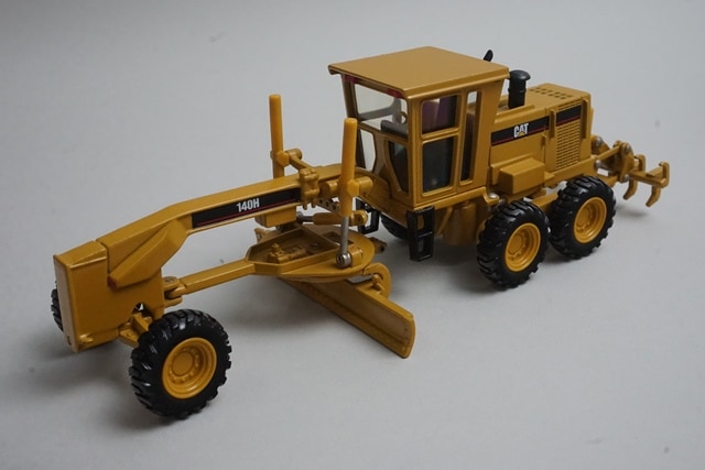 1:50 NORSCOT 55030 Caterpillar CAT 140H Motor Grader model car