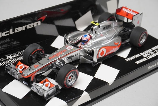 1:43 MINICHAMPS 530114314 Vodafone McLaren Mercedes MP4-26 Canadian GP 2011 #4 model car